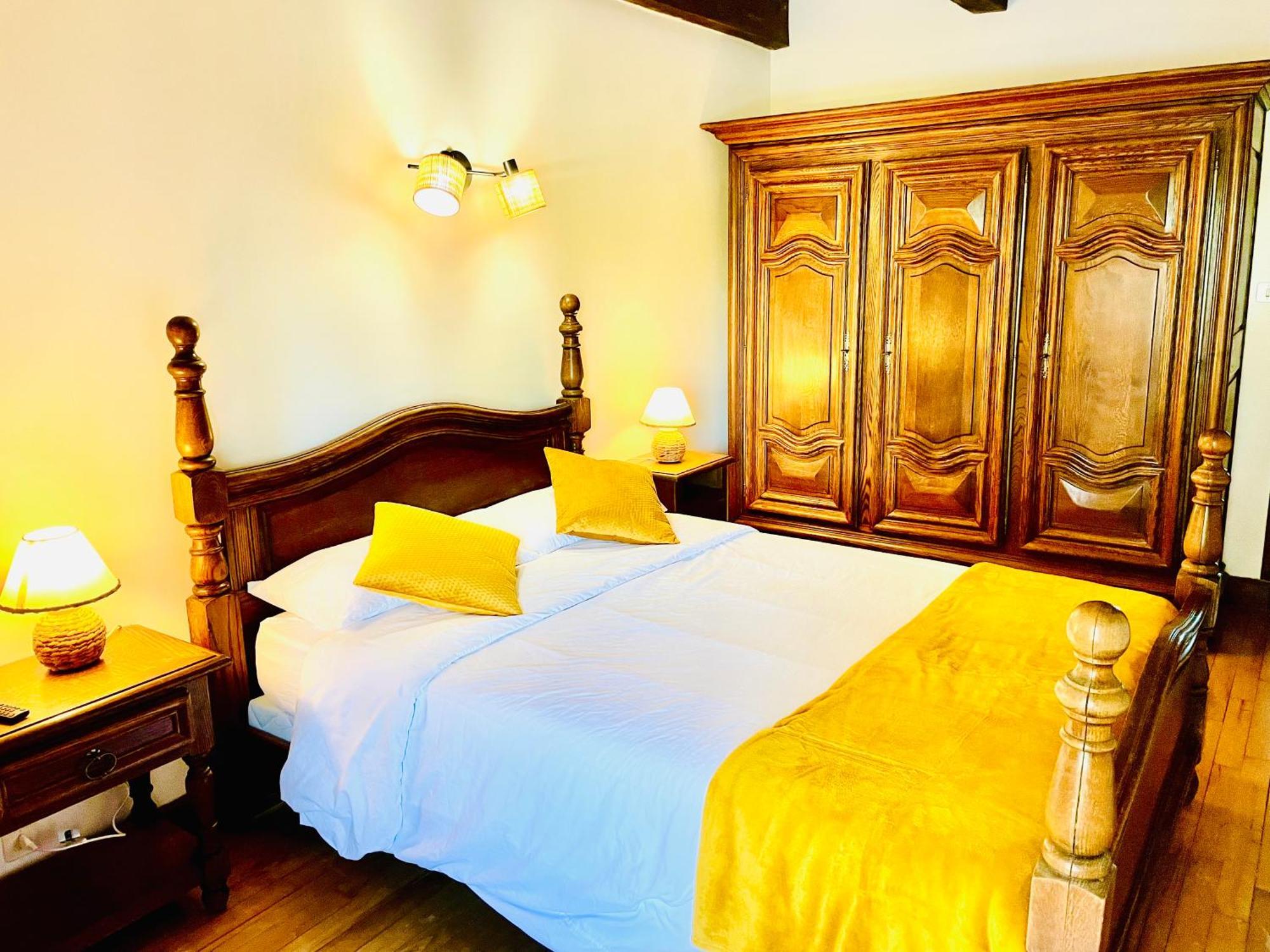 Au Charme D Antan Holiday home *